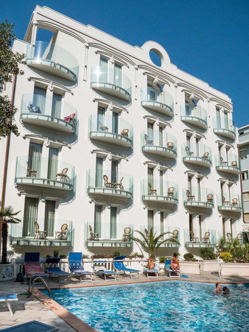 Ambassador 4* Rimini